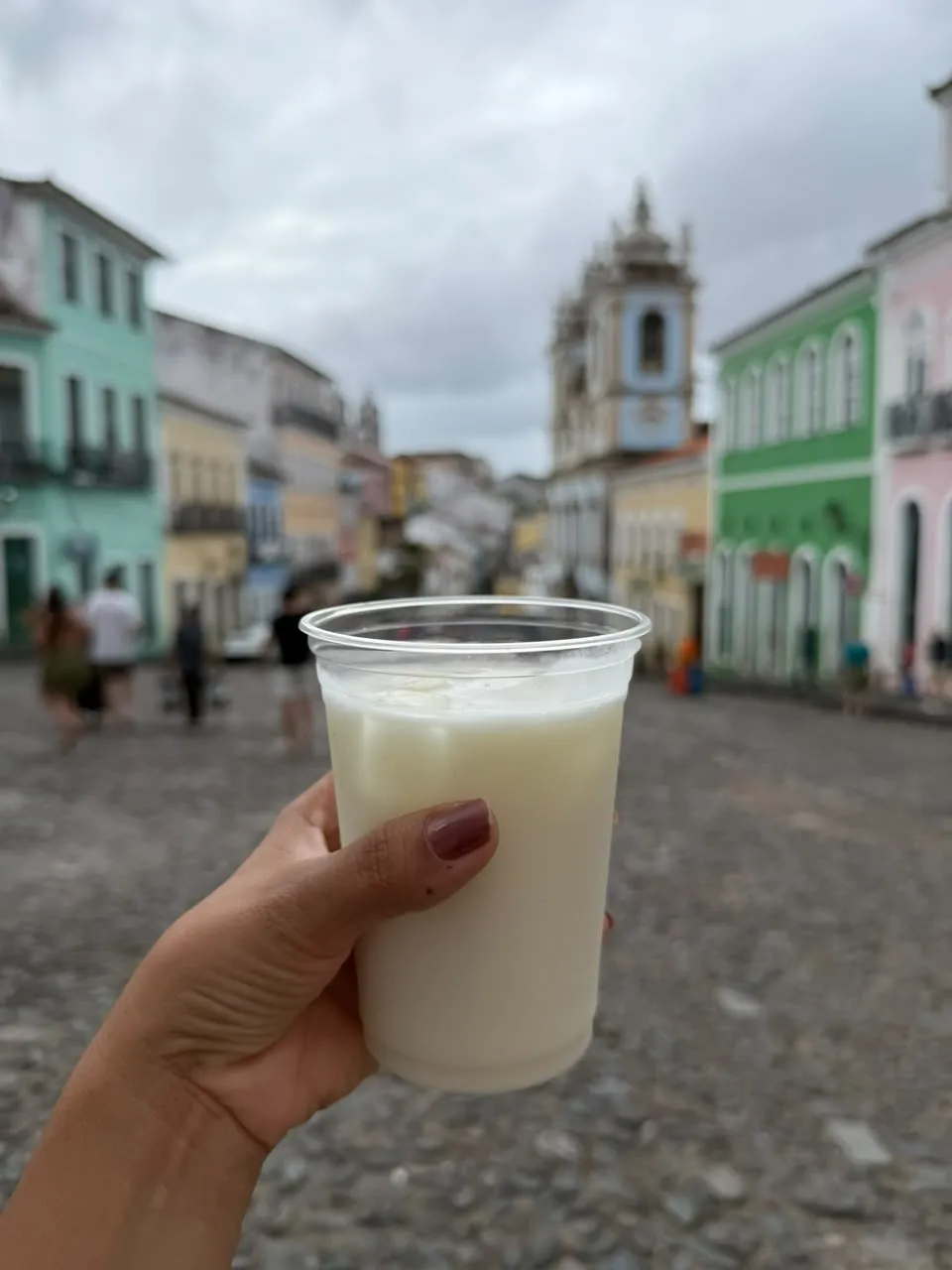 Bebida gelada nas ruas coloridas do Pelourinho